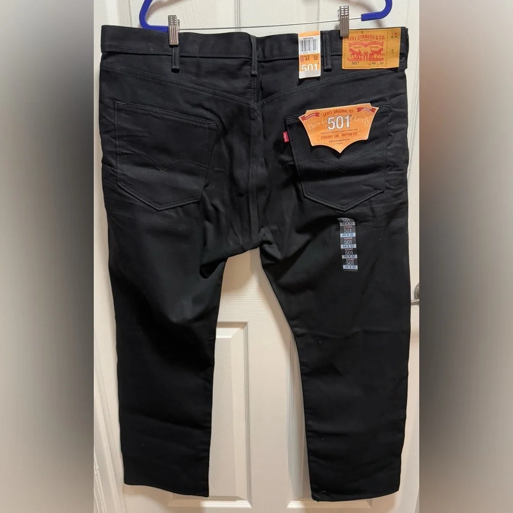 Levi’s 501 black men’s jeans 44x32